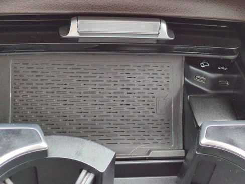 Certified 2022 Mercedes-Benz GLS 450 4MATIC image 23