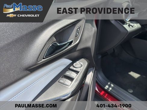 Certified 2025 Chevrolet Trax LT w/ LT Convenience Package FWD image 9
