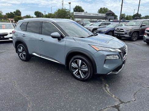 Used 2022 Nissan Rogue SL w/ SL Premium Package AWD/4WD image 7