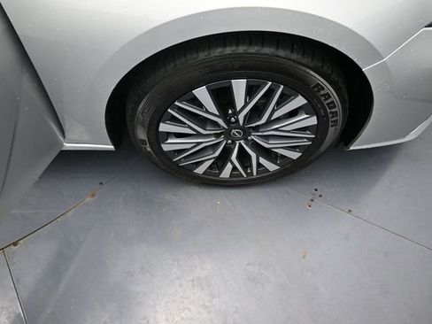 Used 2024 Nissan Altima 2.5 SV image 36