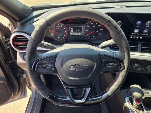 Used 2024 Chevrolet Trax RS w/ Driver Confidence Package FWD image 41