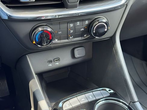 New 2026 Buick Encore GX Preferred FWD image 18