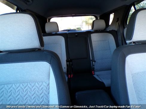 Used 2022 Chevrolet Equinox LS w/ LS Convenience Package image 23