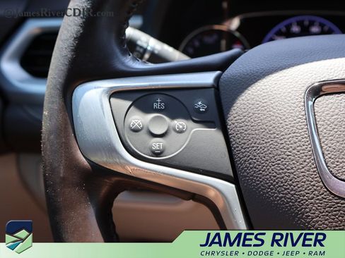 Used 2020 GMC Acadia SLT w/ Driver Alert Package II FWD image 26
