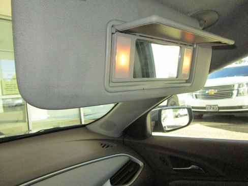 Used 2024 Chevrolet Malibu LT image 35