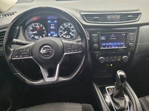 Used 2020 Nissan Rogue SV AWD/4WD image 22