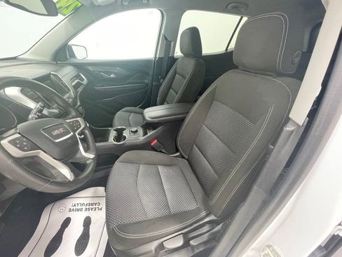Used 2024 GMC Terrain SLE w/ Elevation Edition AWD/4WD image 15