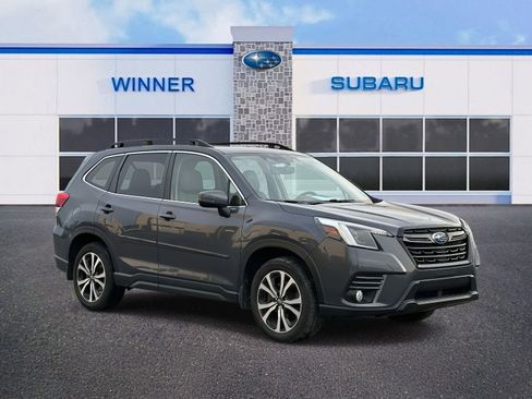 Used 2023 Subaru Forester Limited image 5