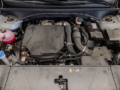 Used 2025 Kia Sorento SX FWD image 3