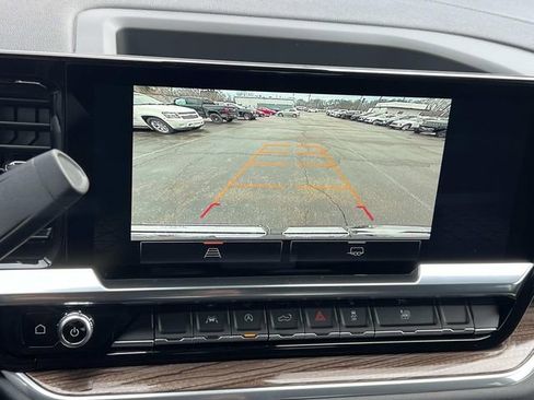 New 2026 GMC Sierra 1500 Elevation image 19