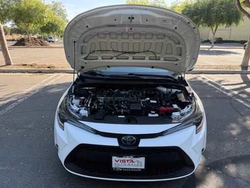 Used 2021 Toyota Corolla LE FWD image 29