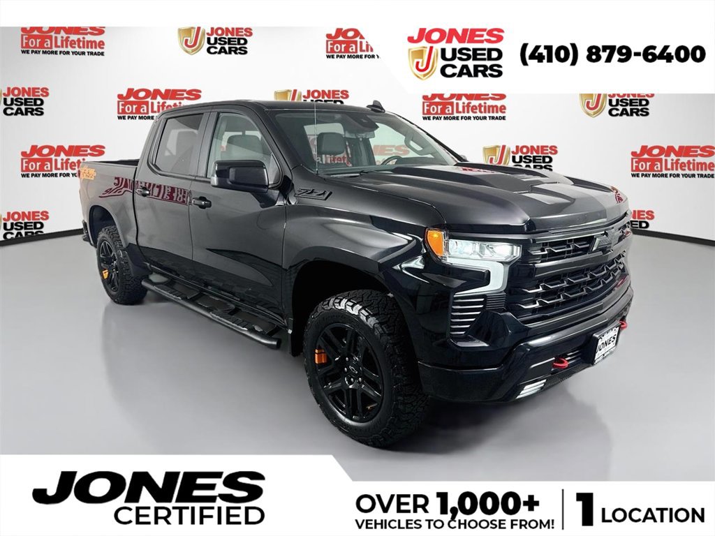 Used 2024 Chevrolet Silverado 1500 LT Trail Boss w/ Convenience Package II AWD/4WD image 1