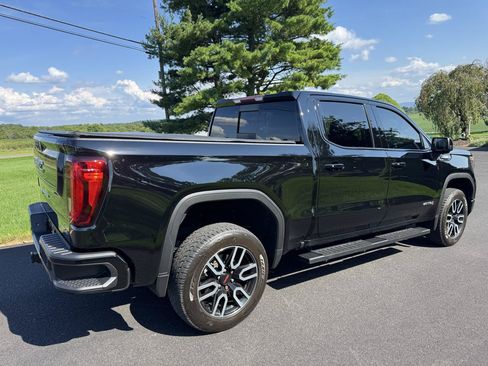Used 2020 GMC Sierra 1500 AT4 w/ AT4 Premium Package AWD/4WD image 8