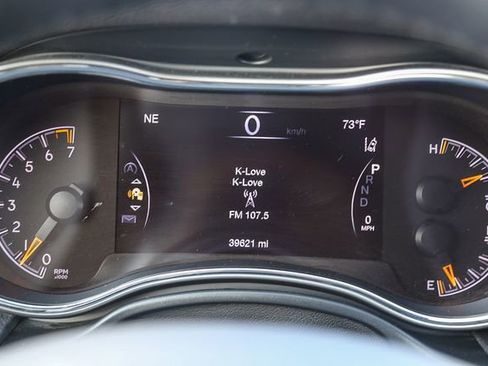 Used 2021 Jeep Grand Cherokee Laredo X RWD image 24