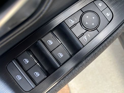 New 2026 Nissan Kicks SV image 12