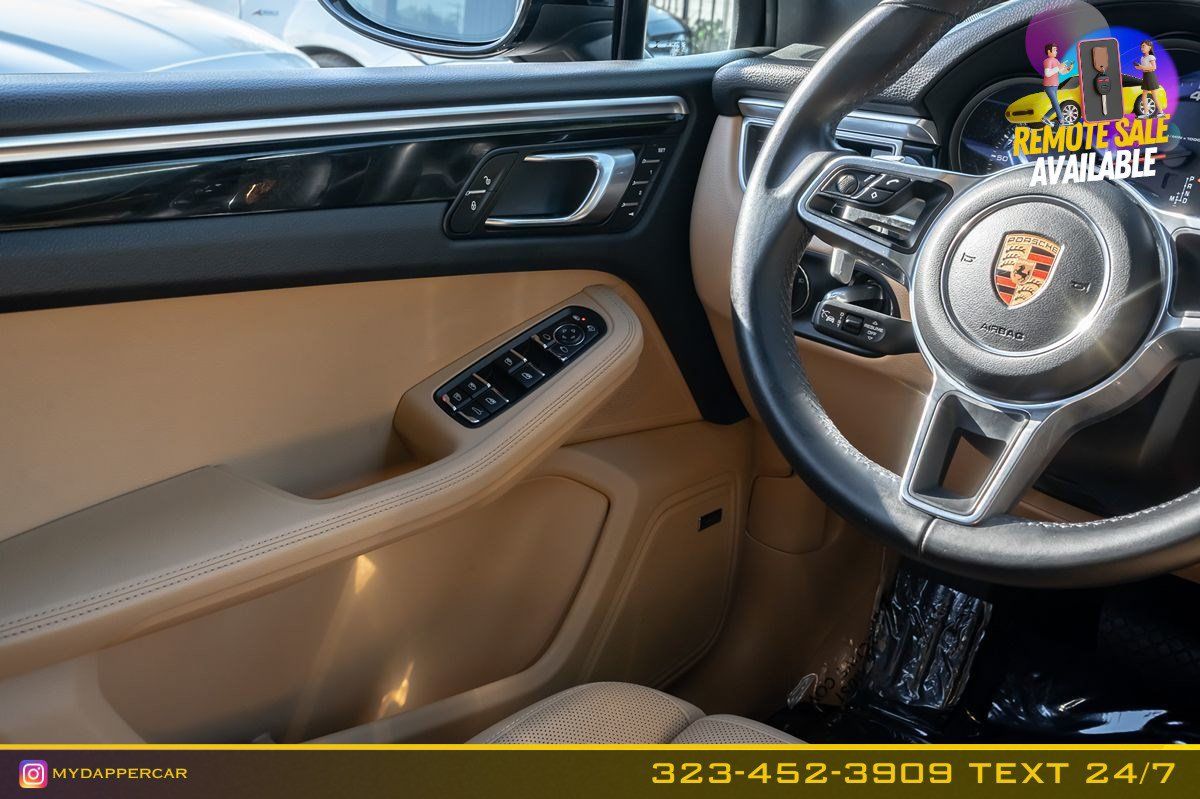 Used 2018 Porsche Macan AWD/4WD image 20