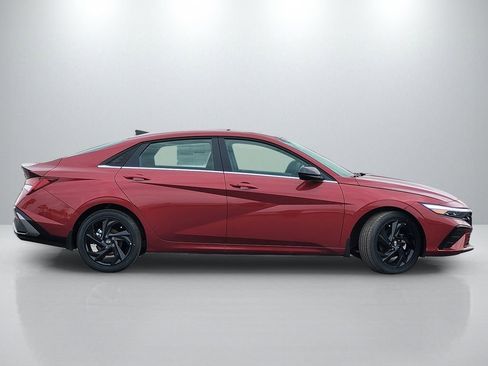 New 2026 Hyundai Elantra SEL Sport image 3