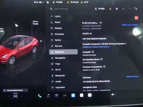 Used 2023 Tesla Model Y Long Range image 10