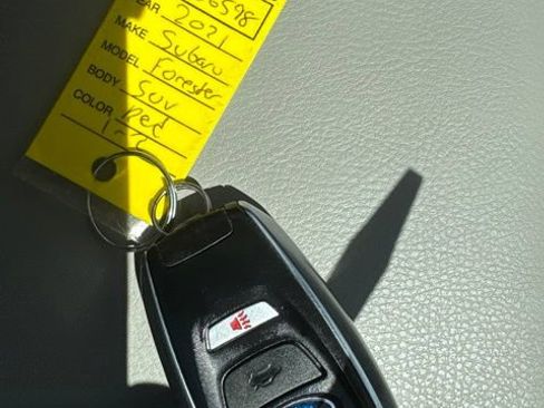 Used 2021 Subaru Forester Premium AWD/4WD image 18