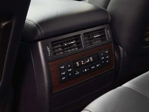 Used 2019 Toyota Land Cruiser AWD/4WD image 52