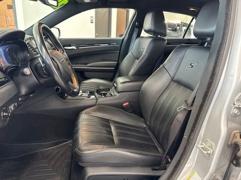 Used 2020 Chrysler 300 S RWD image 14