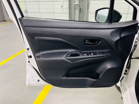 Used 2024 Nissan Versa S w/ Trunk Package FWD image 21