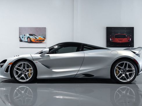 Used 2024 McLaren 750S image 9