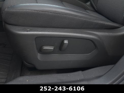 Used 2023 Buick Envision Preferred FWD image 11