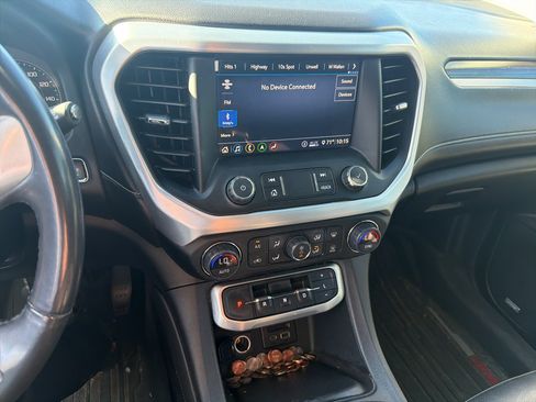 Used 2020 GMC Acadia SLT w/ LPO, Floor Liner Package FWD image 11