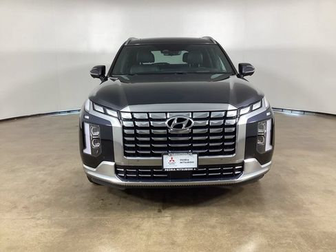 Used 2023 Hyundai Palisade Calligraphy w/ Winter Package AWD/4WD image 3