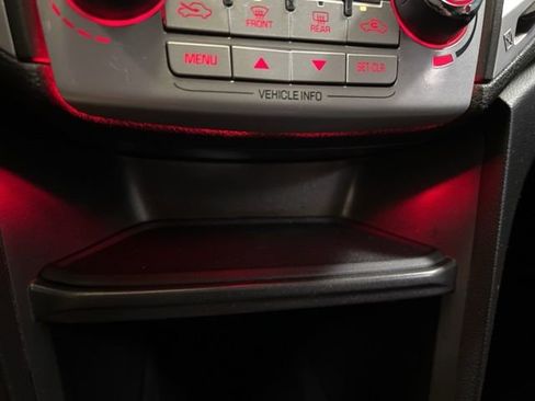 Used 2017 GMC Terrain SLE image 30