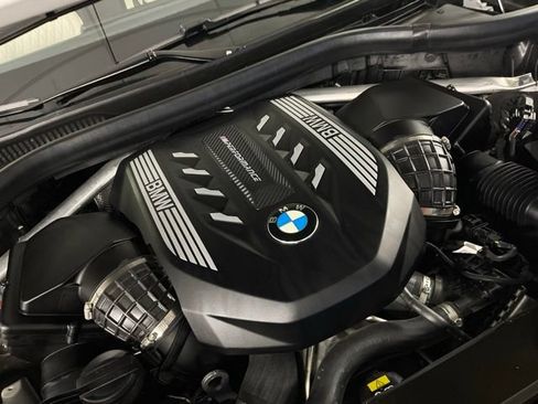 Used 2022 BMW X7 M50i w/ Dynamic Handling Package AWD/4WD image 45