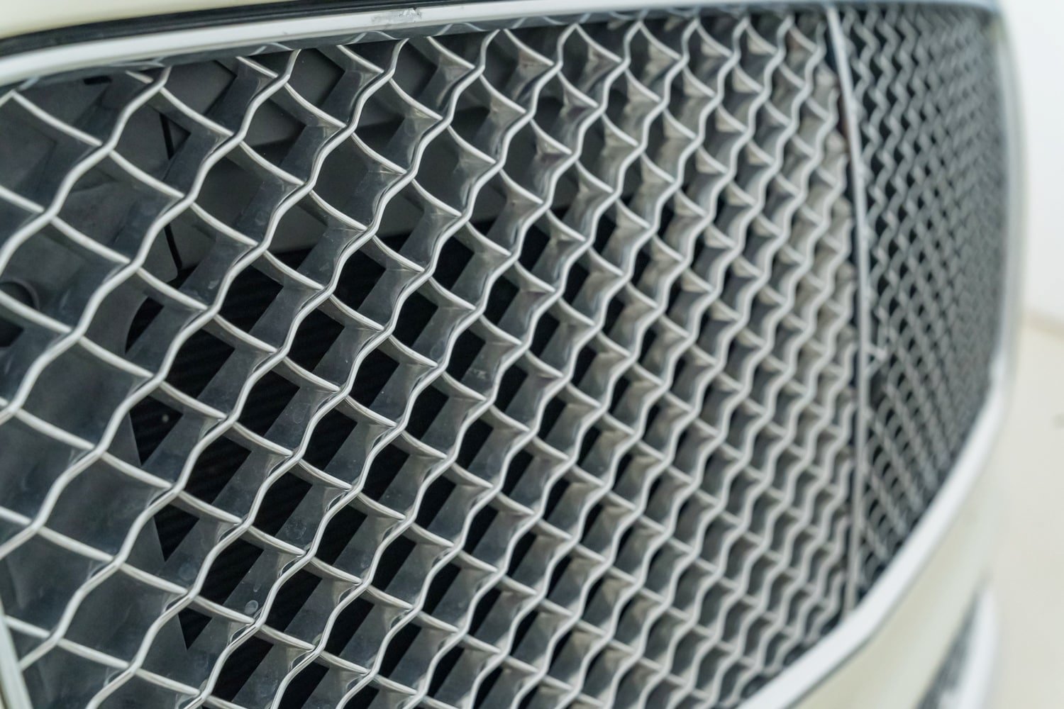 Used 2023 Bentley Bentayga AWD/4WD image 38
