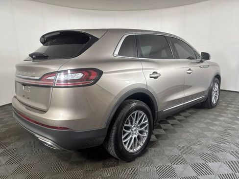 Used 2021 Lincoln Nautilus Reserve w/ Cargo Utility Package AWD/4WD image 3