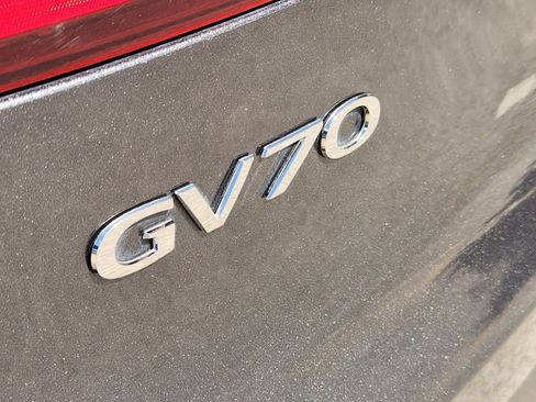 Used 2022 Genesis GV70 3.5T Sport w/ Sport Advanced Package AWD/4WD image 30