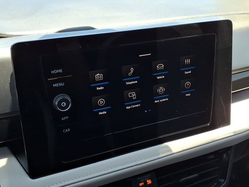 Certified 2025 Volkswagen Taos S FWD image 27