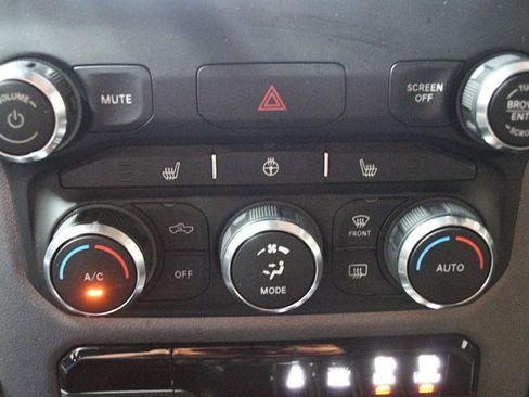 Used 2021 RAM 1500 Big Horn image 60