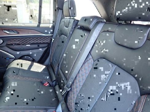 New 2022 Jeep Grand Cherokee Summit w/ Advanced Protech Group IV image 13