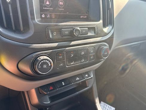 Used 2021 Chevrolet Colorado W/T w/ Custom Special Edition AWD/4WD image 18