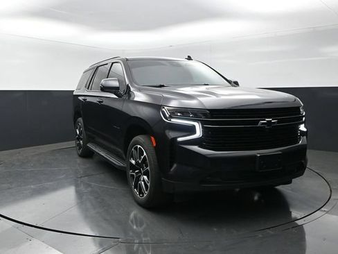 Used 2024 Chevrolet Tahoe RST w/ Luxury Package RWD image 5