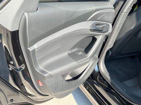 New 2025 Audi A6 e-tron Ultra image 15