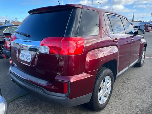 Used 2016 GMC Terrain SLE image 2