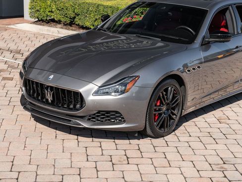 Used 2022 Maserati Quattroporte GT image 45
