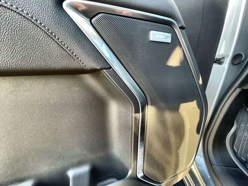 New 2026 GMC Sierra 1500 SLT image 26