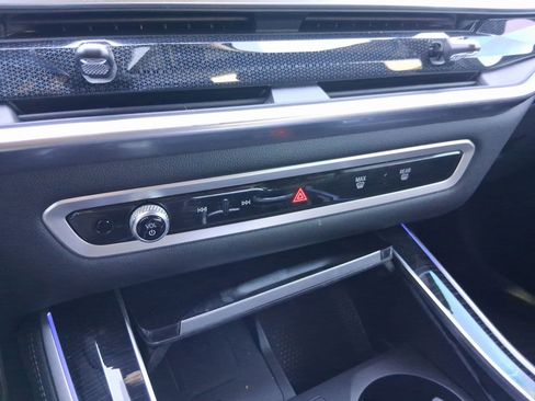 Certified 2024 BMW X5 xDrive40i w/ M Sport Package image 19