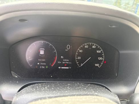 Used 2024 Honda HR-V LX image 10