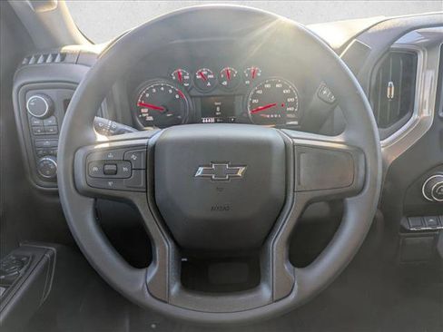 New 2026 Chevrolet Silverado 1500 Custom Trail Boss w/ LPO, Dark Essentials Package image 13