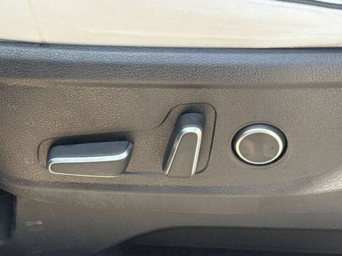 Used 2025 Hyundai Palisade SEL FWD image 19