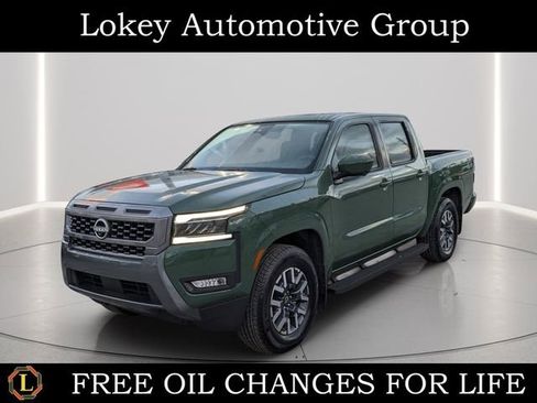 Certified 2025 Nissan Frontier SL image 1