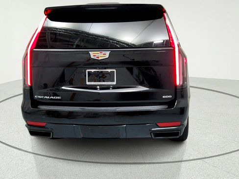 Used 2023 Cadillac Escalade Sport Platinum w/ Heavy-Duty Trailer Package AWD/4WD image 4